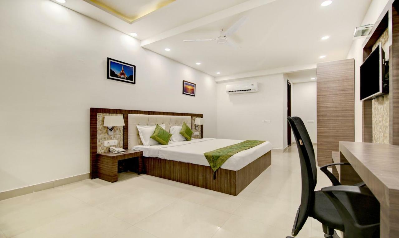 Itsy Hotels Solitaire Ambala Exterior photo